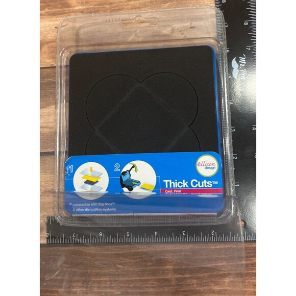 Lightly Used Sizzix 22143 Ellison Design Thick Cuts™ Card & Petal Die Cut - Picture 2 of 3